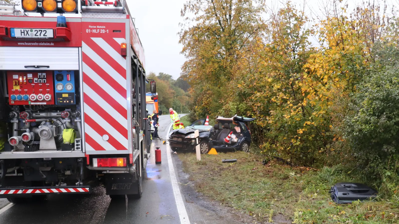 Am Ford entstand Totalschaden. (Foto: Polizei)