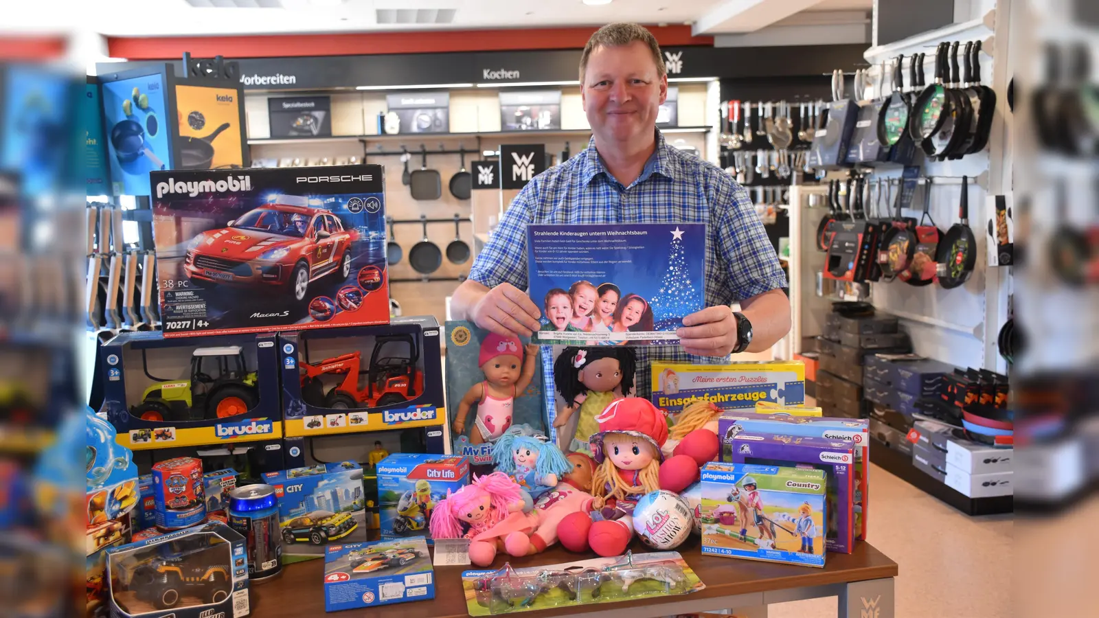 Dietmar Larusch unterstützt mit seinem Team gerne die Spenden-Aktion von Brigitte Vurens van Es.  (Foto: Barbara Siebrecht)