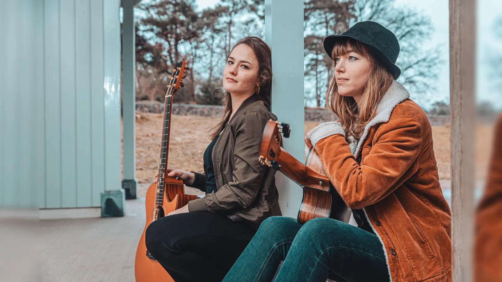 Geballte Singer-Songwriterinnen-Power mit Sophie Chassée (links) und Karlijn Langendijk (Foto:  Lukas Schmidt)