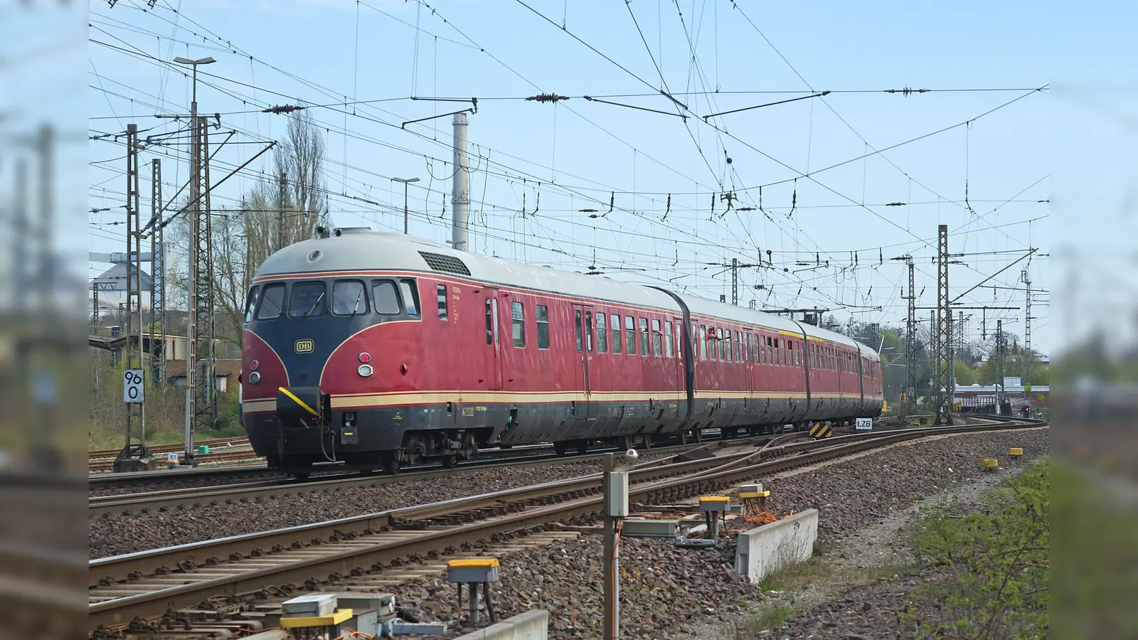 Der historische Dieseltriebwagen ist einer der Letzen seiner Art. (Foto: Uelzen Jürgen Steinhoff)