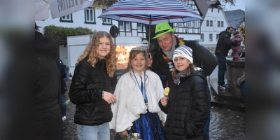 Schnappschüsse von der Sessionseröffnung am 11.11.23 (Foto: Barbara Siebrecht)