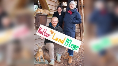 Teilen sich eine Vollzeitstelle und ziehen gemeinsam an einem Strang (v.l.): Martin Petersen, Christiane Sasse und Anja Multhaup. (Foto: Sasse, Bildungshaus Modexen)