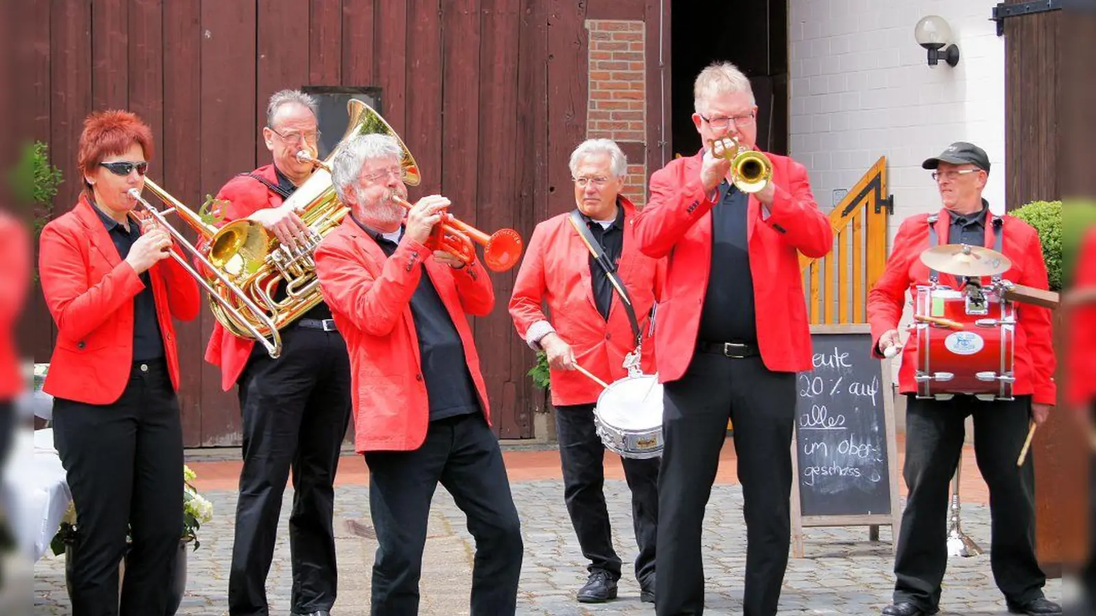 Die Streetband Holzminden. (Foto: privat)