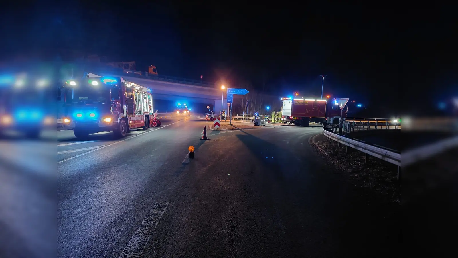 Ölspureinsatz Auffahrtsarm Marsberg BAB44. (Foto: privat)