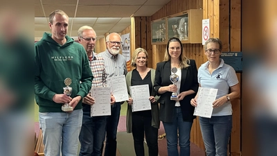 (v.l.) Thomas Beiermann, Lorenz Grautstück, Manfred Engelbracht, Vanessa Feischen-Knipping, Kathrin Hillebrand, Angelika Michels. (Foto: privat)