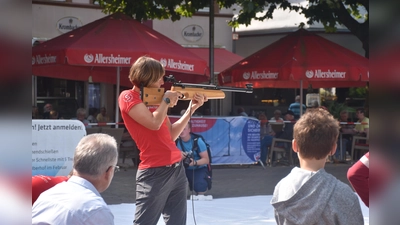 Schnappschüsse vom Citybiathlon und Flohmarkt in Holzminden (Foto: Barbara Siebrecht)